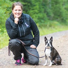 Beatrice Pettersson och hunden Otto